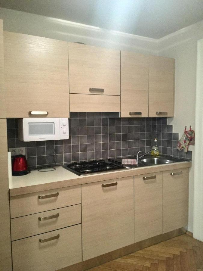 براغ Residence La Familia المظهر الخارجي الصورة